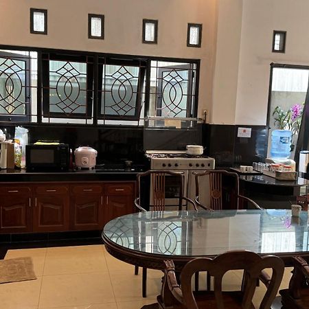 Fora Capsule Hostel Tuban 꾸따 외부 사진