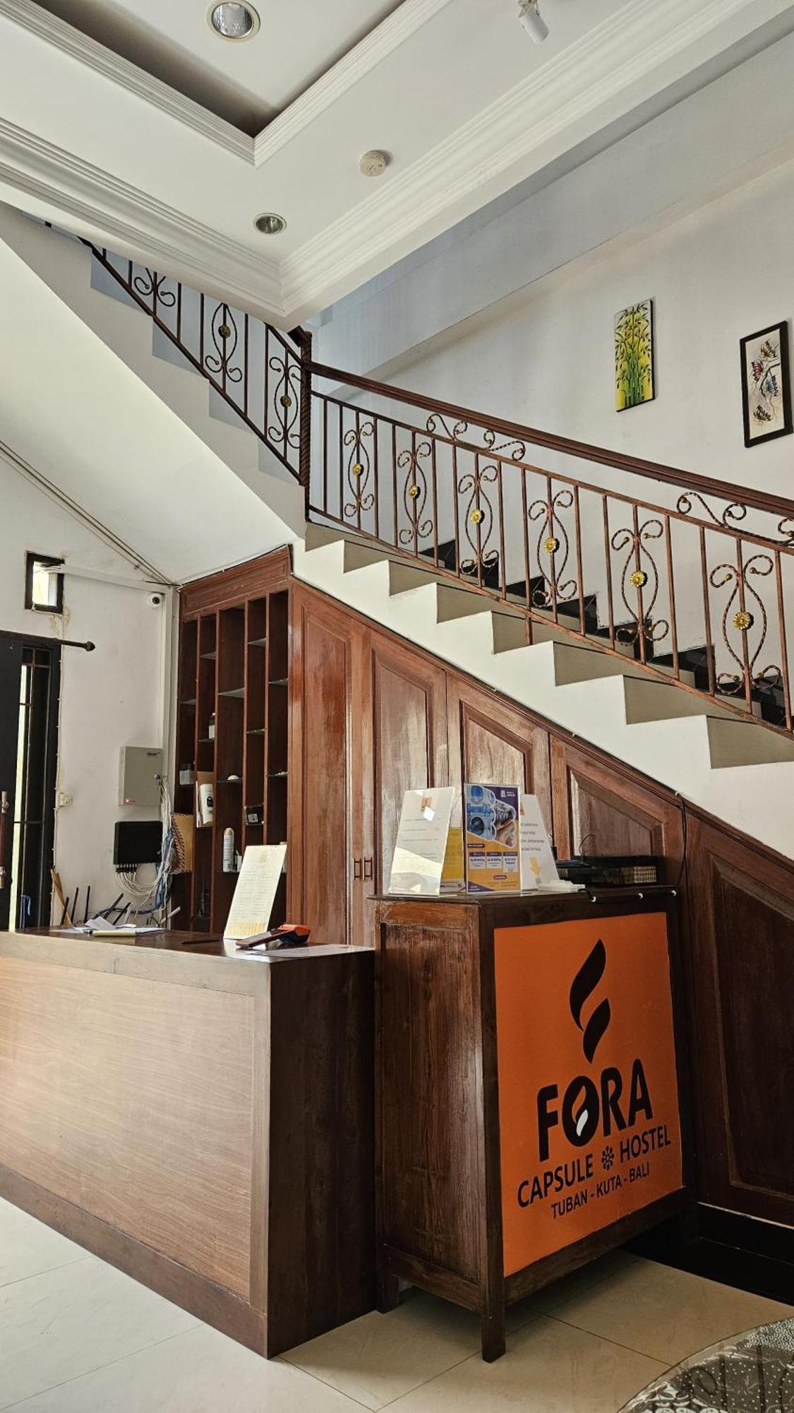 Fora Capsule Hostel Tuban 꾸따 외부 사진
