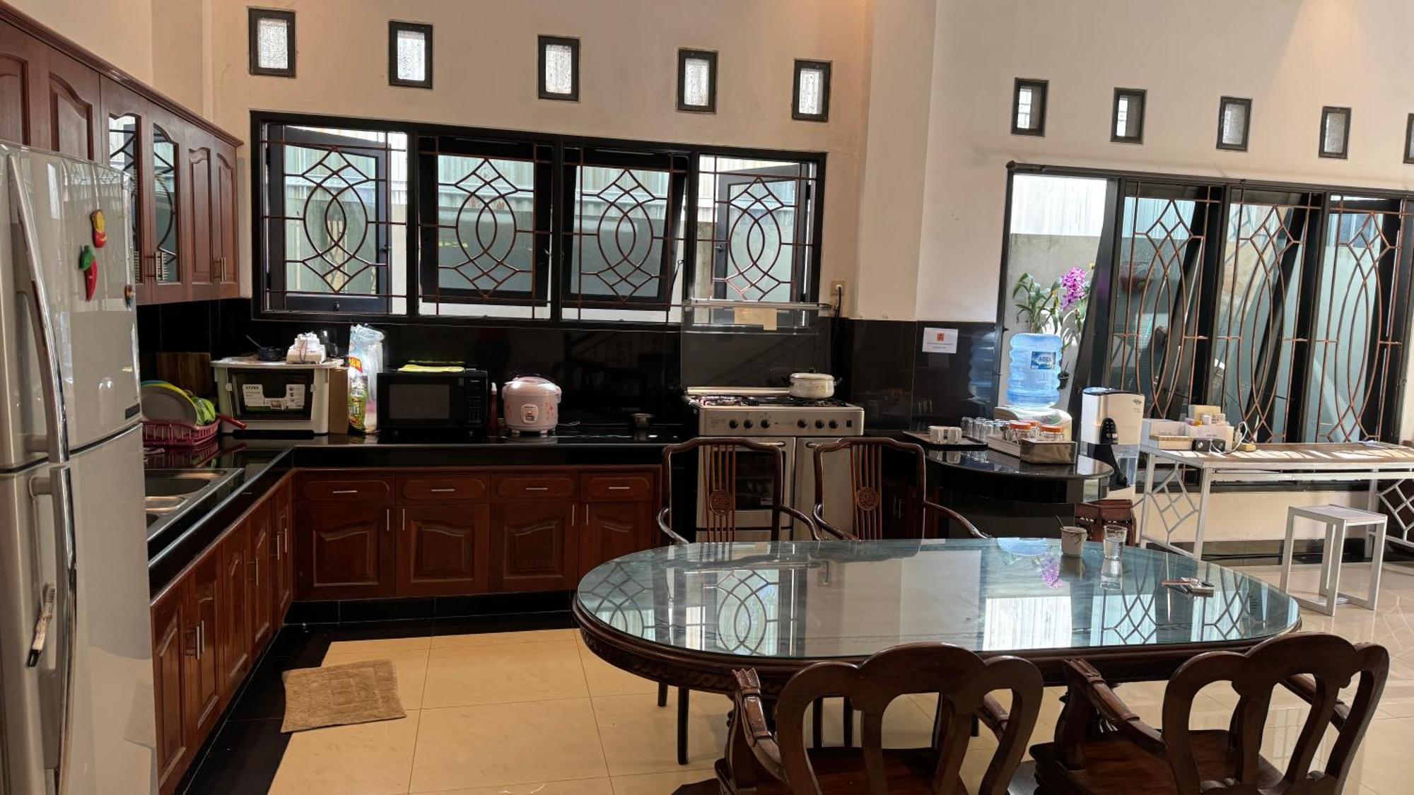 Fora Capsule Hostel Tuban 꾸따 외부 사진