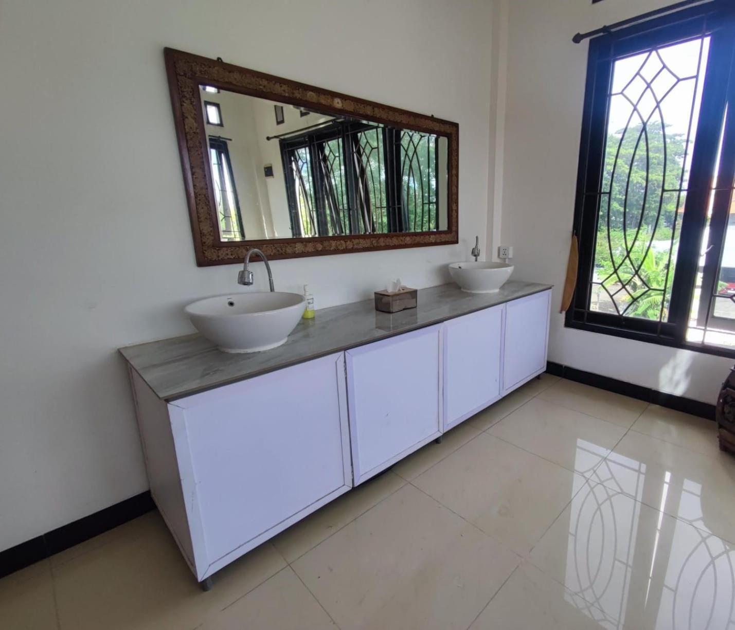 Fora Capsule Hostel Tuban 꾸따 외부 사진